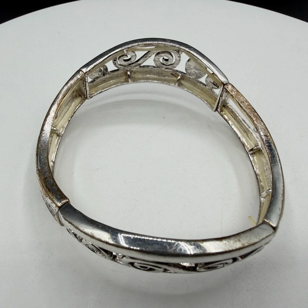 N/A silver tone